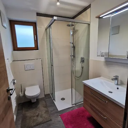 Ferienwohnung Schroll Apartment *